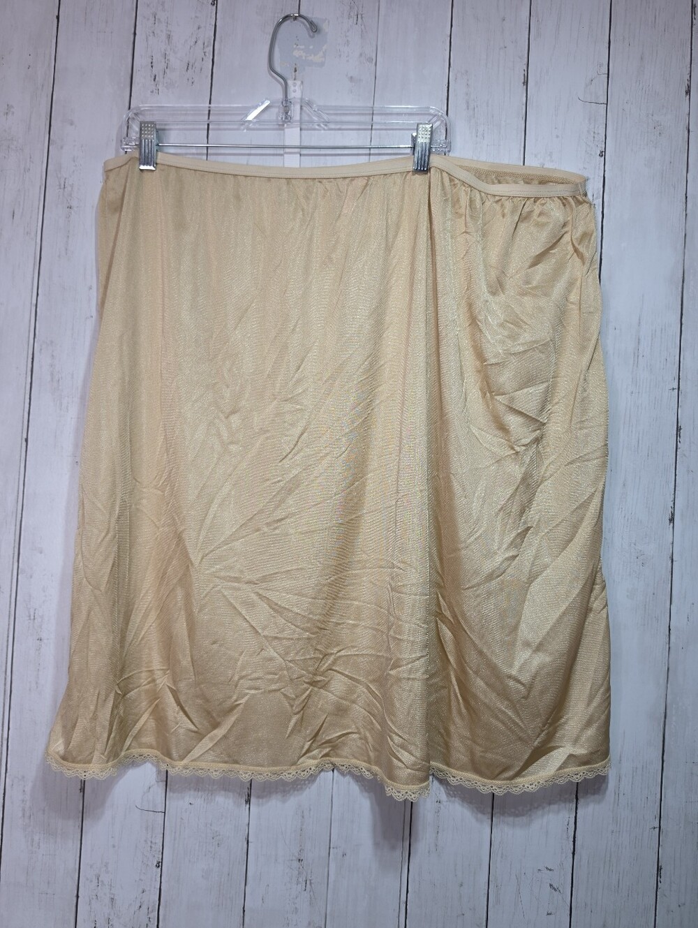 NWOT Comfort Choice Women's Beige Nylon Half Slip Skirt Lace Size 30/32.